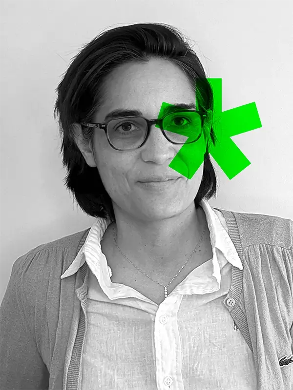 Photos des membres de l'équipe : Sandrine, responsable digitale - directrice associée