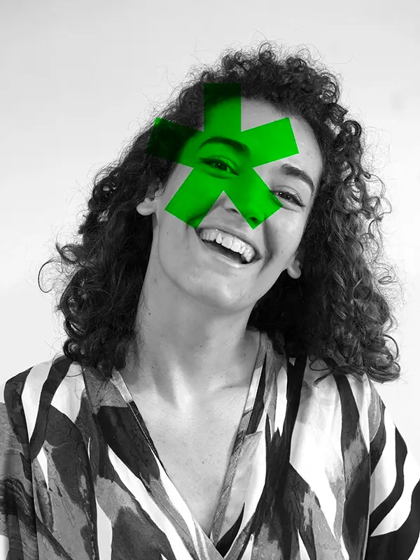 Photos des membres de l'équipe : Ambre, consultante en stratégie de marque