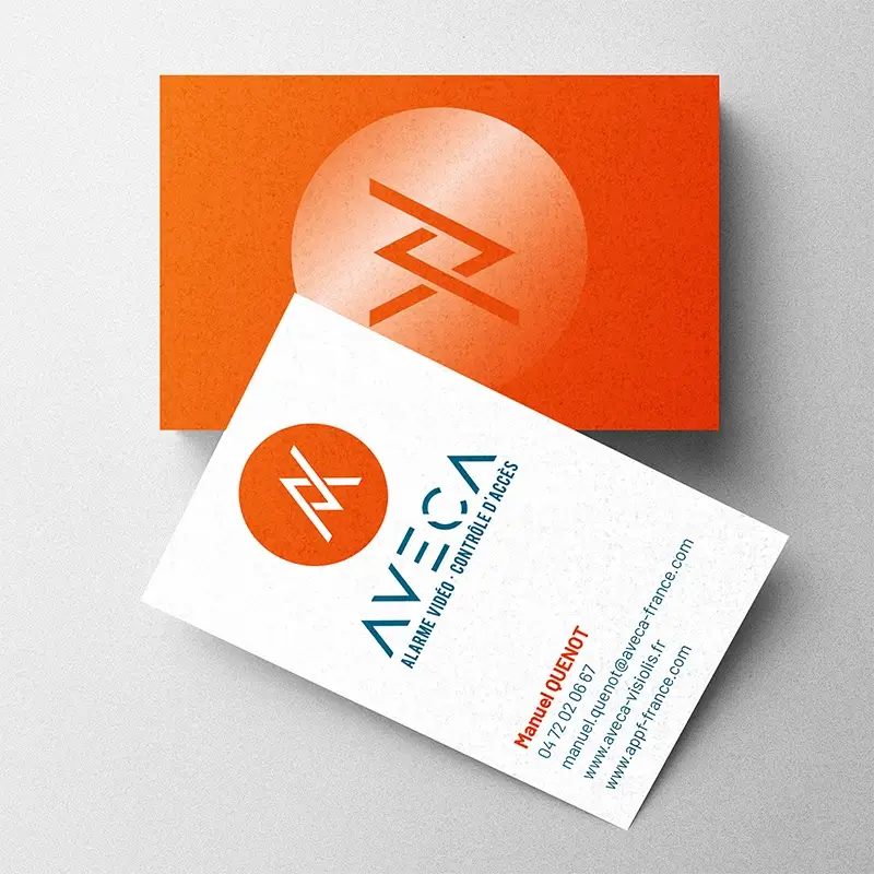 Cartes de visites avec la nouvelle identité Aveca